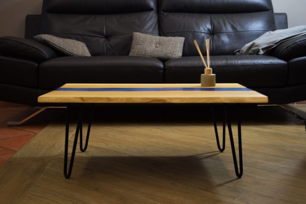 COFFEE TABLE IN LEGNO ROVERE E RESINA SU MISURA