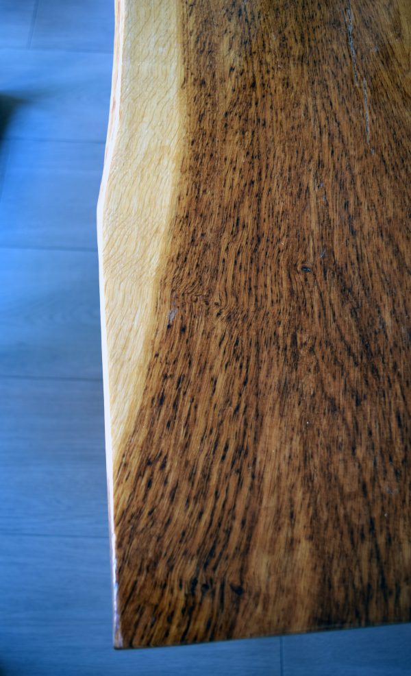 TAVOLO IN ROVERE CON INSERTO IN RESINA - immagine 3